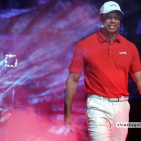 TIGER WOODS TRỞ LẠI SÂN GOLF SẴN SÀNG TRANH TÀI TẠI GENESIS INVITATIONAL 2025