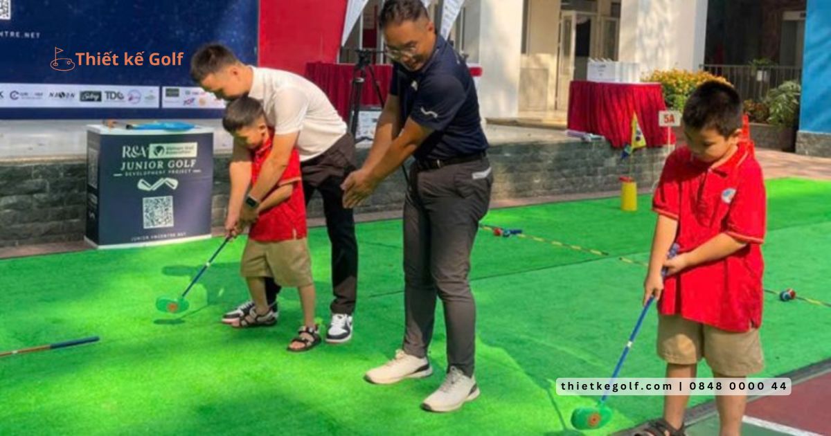 Golf trong trường học